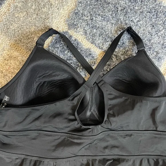 Torrid racerback v-neck swim tankini wireless - Picture 7 of 8